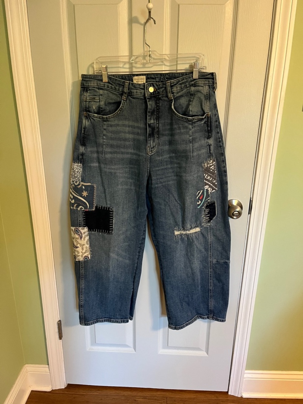 Women's Dark Blue Patchwork Cropped Jeans